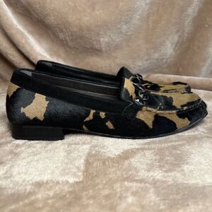 Stuart Weitzman Calf‎ Skin Tan Black Slip On Loafers Women's Size 7 Medium Nice